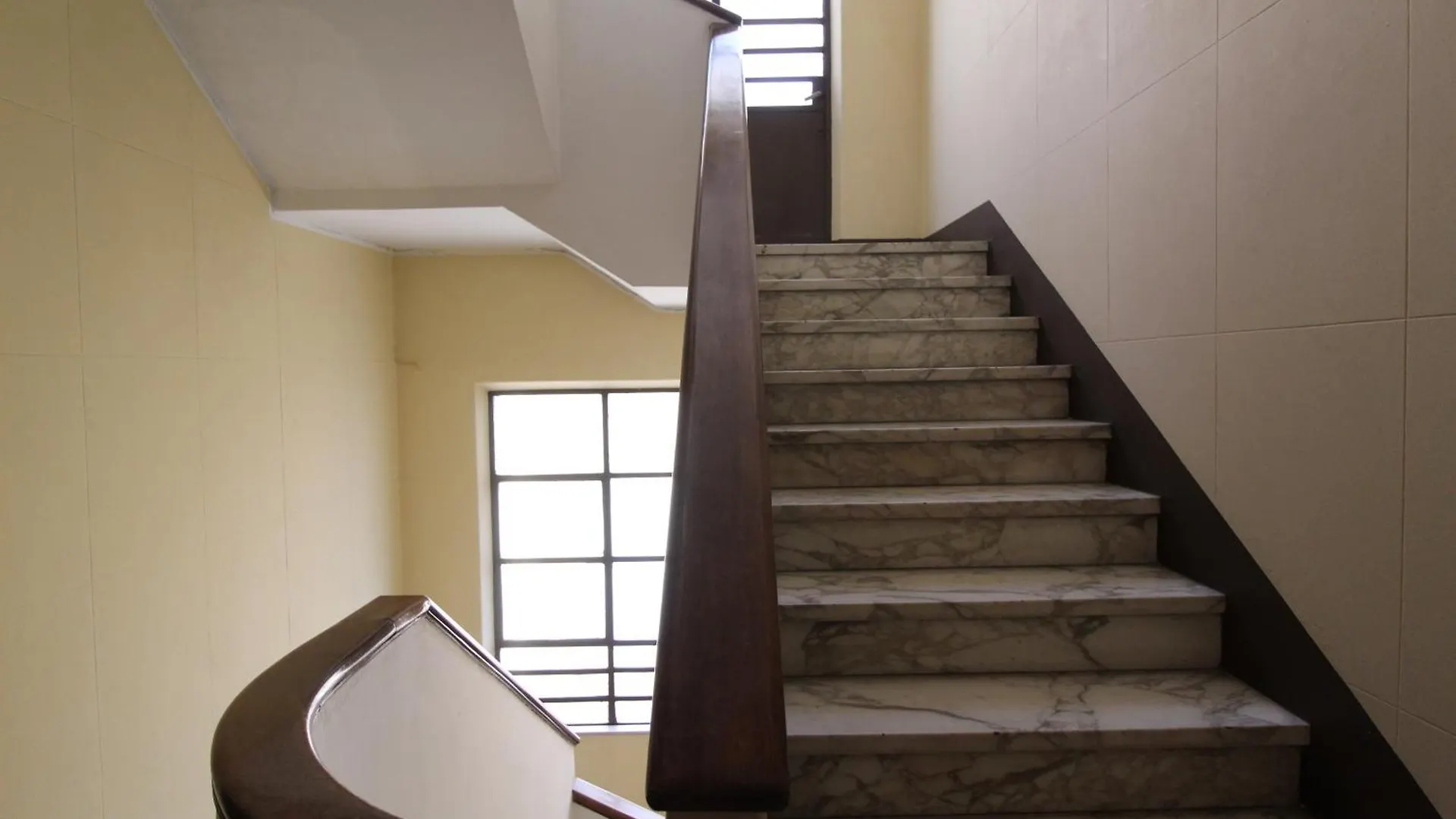 Your Home From Home - Milano Centrale Apartment Milan
